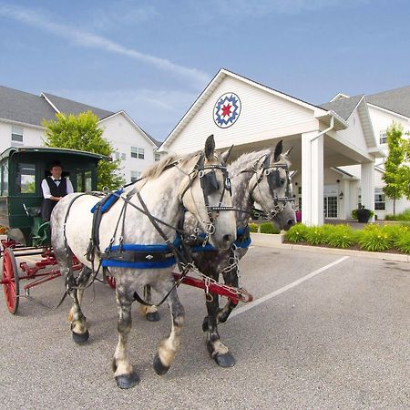 Blue Gate Garden Inn Shipshewana Exterior photo
