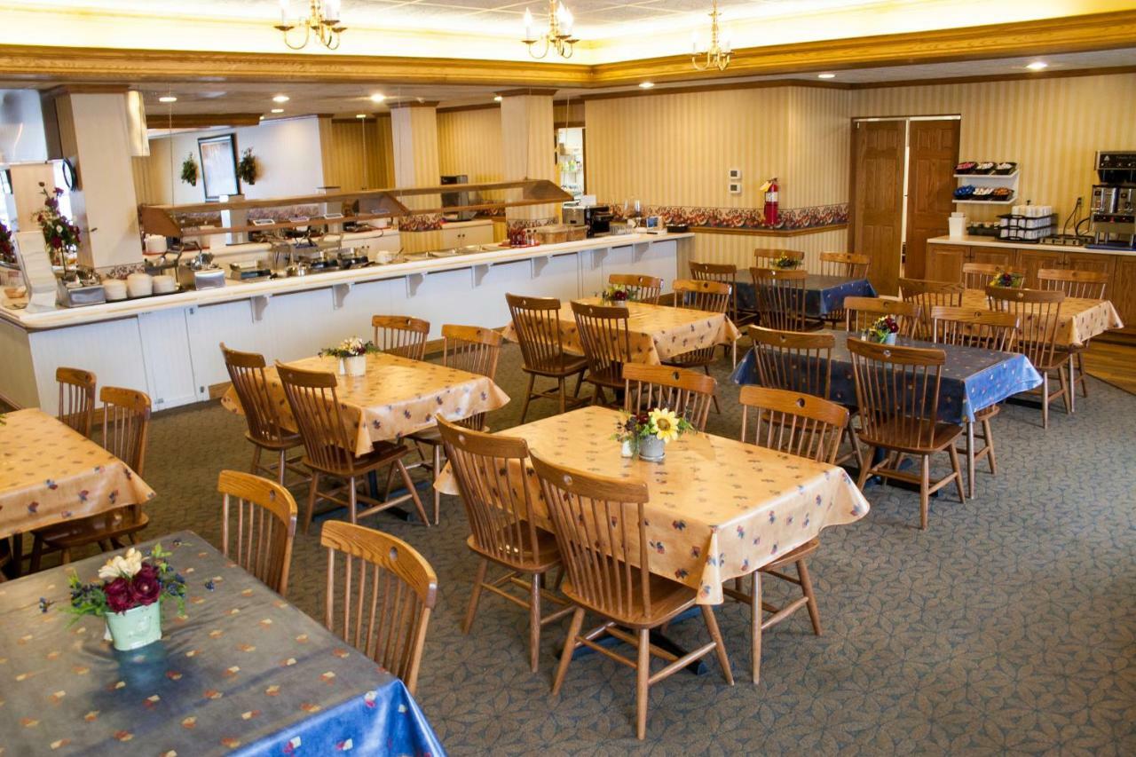 Blue Gate Garden Inn Shipshewana Exterior photo